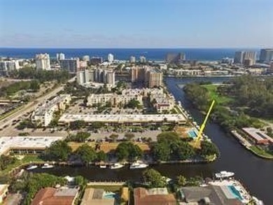 w/ DEEDED DOCK UP TO 50' VESSEL FOR UNDER $800K!!! No fixed - photo 2