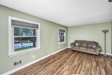 Coldstream Opportunity - Space, Character & Potential!Located in - photo 3