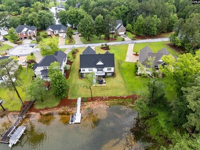 SEE VIRTUAL TOUR. Welcome to 52 Melrose Place in the highly - photo 4