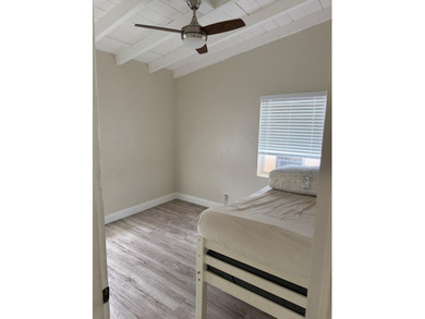 Beautiful 2/1 with carport - shed - with w/d hookups - two - photo 9