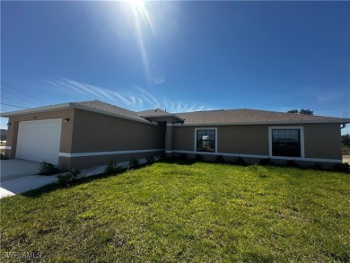 Cape Coral Lakes Area Home For Sale in Cape Coral Florida