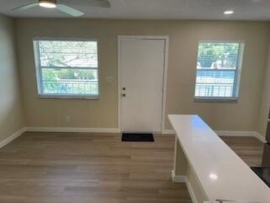 Welcome to this stunning, bright, and cozy 2nd floor condo! This - photo 9