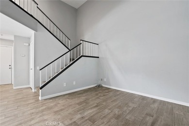 Charming 3-bedroom, 2.5-bath home in a prime Santa Ana location - photo 6