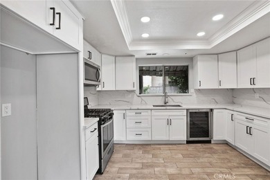 Charming 3-bedroom, 2.5-bath home in a prime Santa Ana location - photo 9