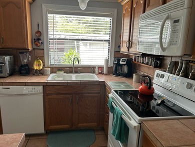 Well maintained double wide mobile home. Home features 2 - photo 2