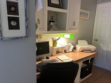 Well maintained double wide mobile home. Home features 2 - photo 7