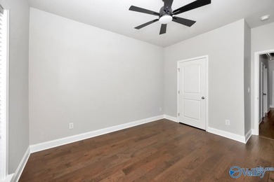 Low maintenance living in an active community! Single level - photo 16