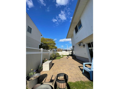 We invite you to explore 341 Green Court, a renovated gem - photo 22