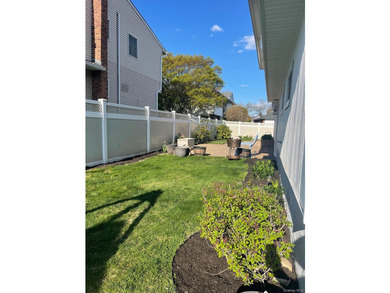 We invite you to explore 341 Green Court, a renovated gem - photo 23