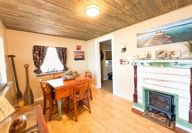 Oh, the Views! Don't miss this desirable waterfront 2-bedroom - photo 23