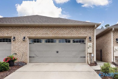 Low maintenance living in an active community! Single level - photo 24