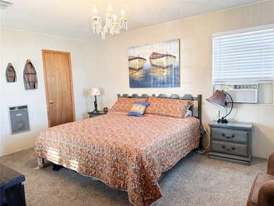 Oh, the Views! Don't miss this desirable waterfront 2-bedroom - photo 25