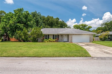Lake Link Home For Sale in Winter Haven Florida