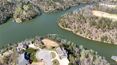 Rare opportunity to have this much water frontage on Lake - photo 11