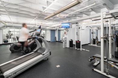 *OWNERS WILL PAY FIRST 2 MONTH'S HOA FEES* Welcome to the North