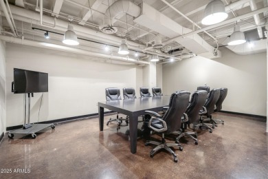 *OWNERS WILL PAY FIRST 2 MONTH'S HOA FEES* Welcome to the North