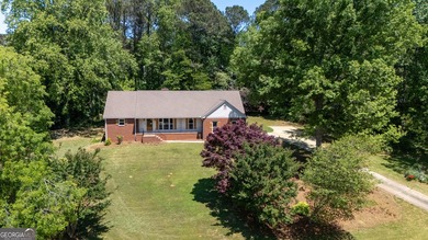 Welcome to 406 Ashford Circle- where timeless charm meets modern - photo 2