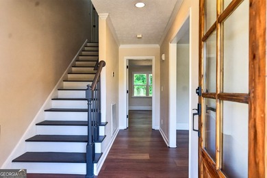 Welcome to 406 Ashford Circle- where timeless charm meets modern - photo 4