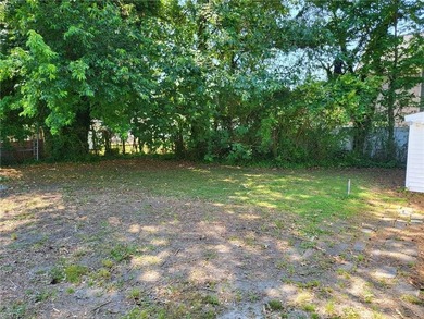 Yes, Move-in ready single family home under $200K! Cute 2 - photo 3
