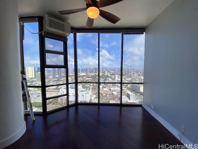 Experience living high above it all in your Penthouse unit at - photo 11