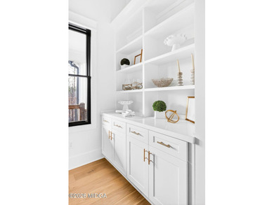 $25,000 BUYER INCENTIVE for closing before 8/30/26. Stunning - photo 13