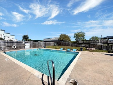 Don't overlook this well-maintained, fully furnished townhome - photo 25