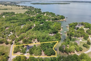 Stunning New Construction Home! This custom home is located in - photo 2