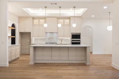 Stunning New Construction Home! This custom home is located in - photo 9