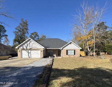 Twin Lakes Home For Sale in Diamondhead Mississippi