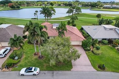 (private lake, pond, creek) Home For Sale in Palm Beach Gardens Florida