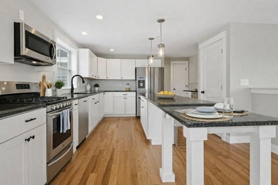 Discover exceptional quality and timeless craftsmanship in this - photo 7