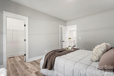 Lake Norman Access Without the Waterfront Price Tag! Bring your - photo 23
