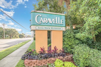 Welcome to this beautiful efficiency condo at The Caravelle