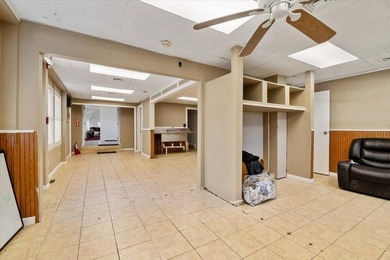 Welcome to Baiting Hollow Commons, a one-of-a-kind commercial - photo 25