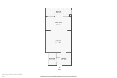 Welcome to this beautiful efficiency condo at The Caravelle