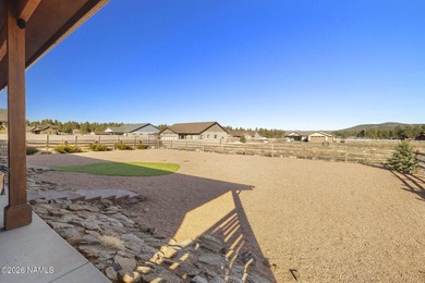 Nestled just minutes from the renowned Elephant Rocks Golf - photo 29