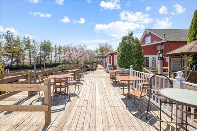 Welcome to Baiting Hollow Commons, a one-of-a-kind commercial - photo 33