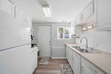 2948 Russell Ct - photo 12