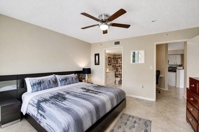 Enjoy South Florida living in this light-filled 2BD/2BA condo in - photo 12