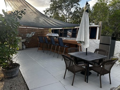 Bring your boats to this beautifully furnished canal front home - photo 19