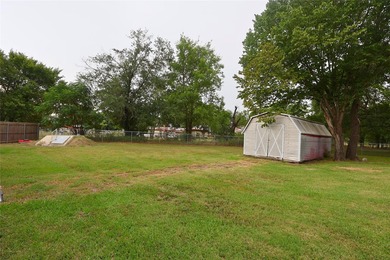 Charming Downtown Alba Home with Historic Character & Modern - photo 34