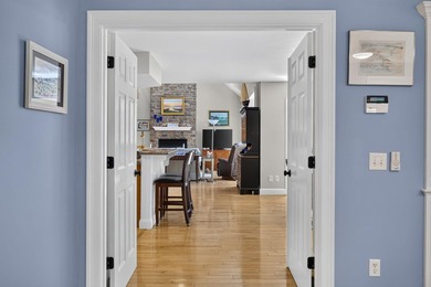 A rare opportunity to own a custom built luxury residence - photo 36