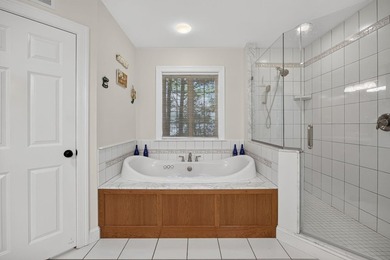 A rare opportunity to own a custom built luxury residence - photo 38