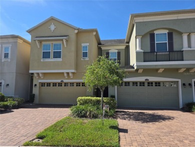 Lake Townhome/Townhouse For Sale in Winter Garden, Florida