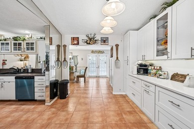 Welcome to your private oasis! This exceptional 4-bedroom - photo 9