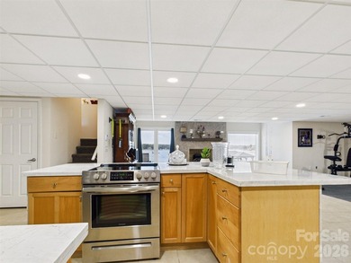 Rarely does an opportunity like this come along under $2 million - photo 20
