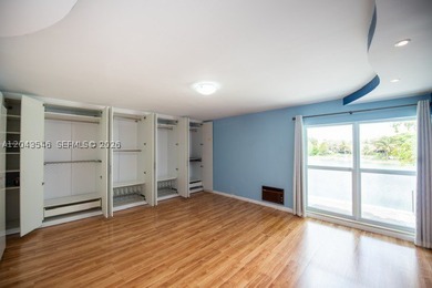 Beautiful 3-bedroom, 2.5-bath corner townhome in desirable - photo 22