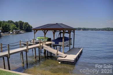 Rarely does an opportunity like this come along under $2 million - photo 29