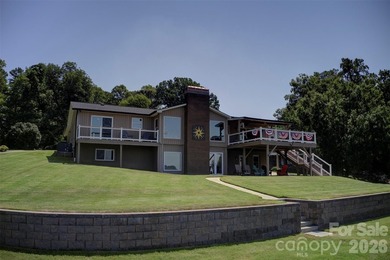 Rarely does an opportunity like this come along under $2 million - photo 31