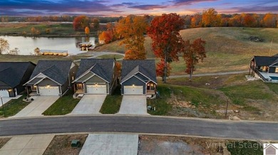 Welcome to your serene waterfront oasis at 376 Moon Bay Dr, a - photo 3